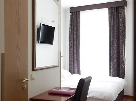 Hotell Vauban 3*